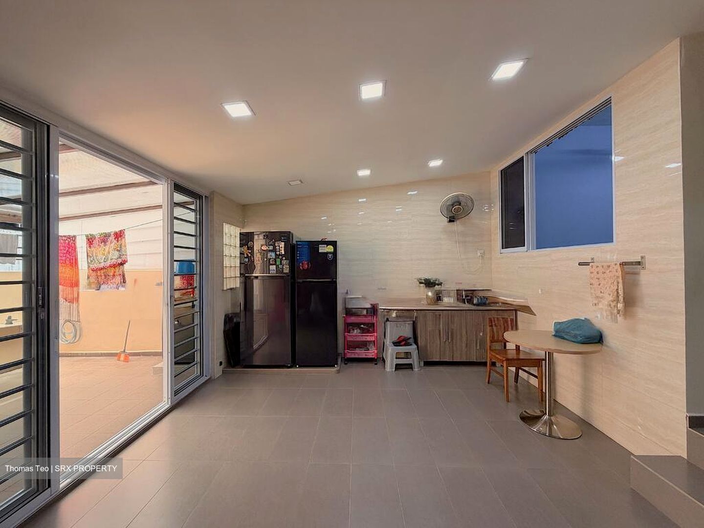 Saint Michael's Road (D12), Terrace #565823831